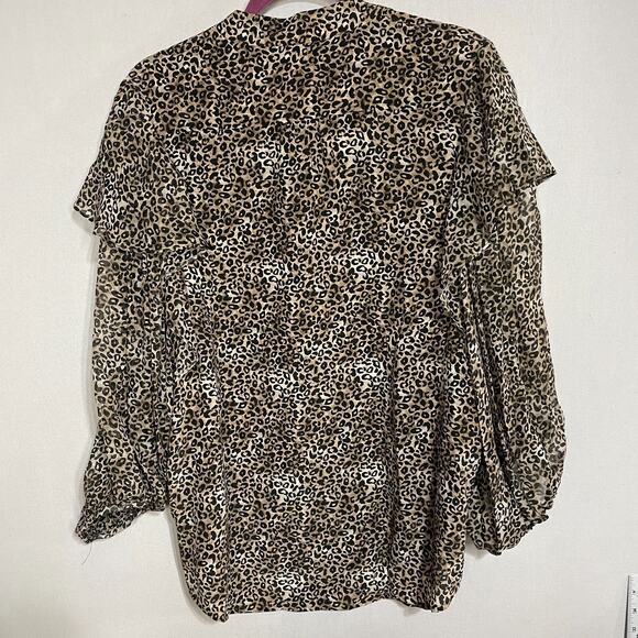 Saloni Button Down Top Women US 12 Brown Cheetah Flutter Silk Blouse Classic - Picture 2 of 9